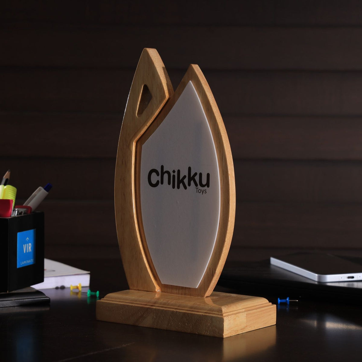 Elegant Leaf Trophy