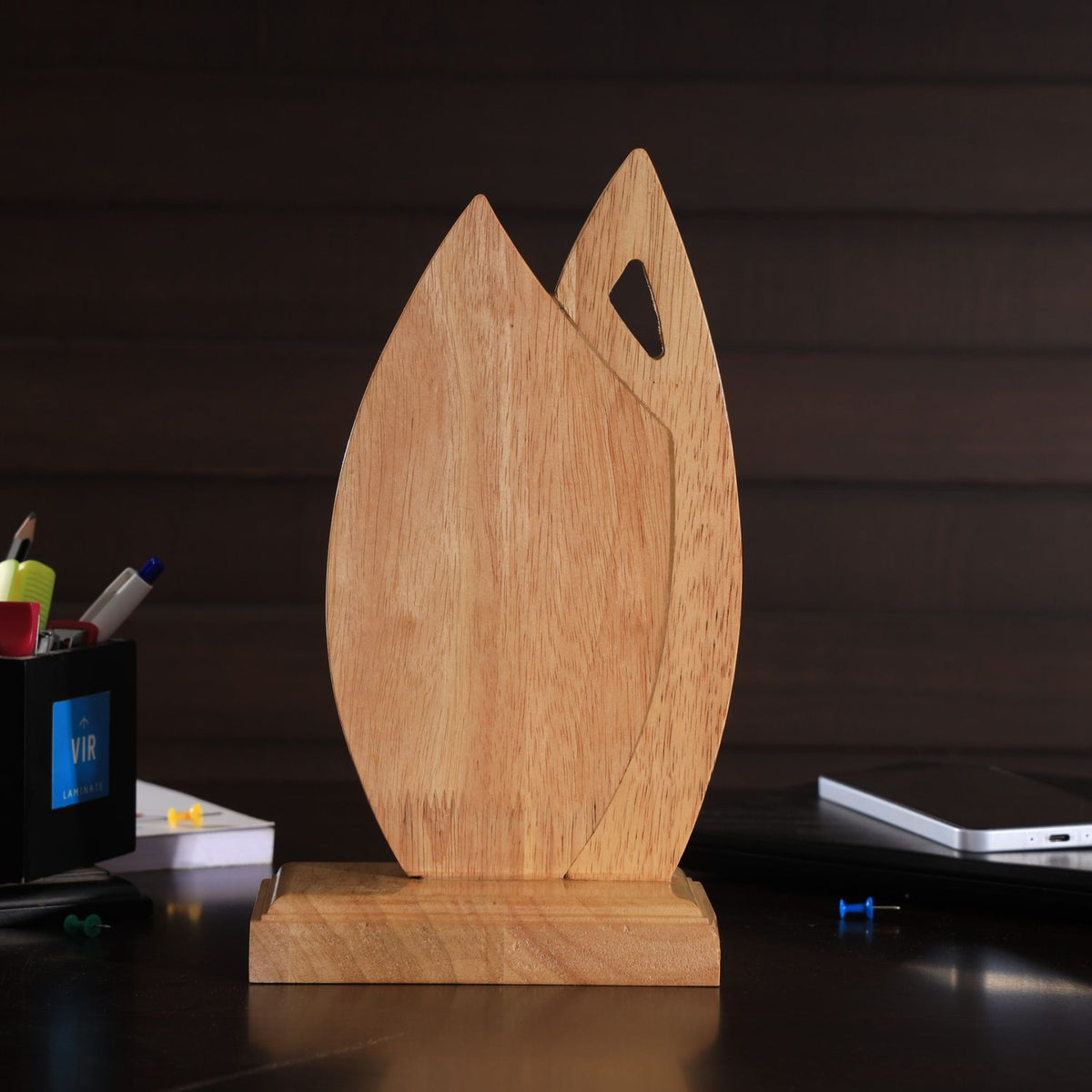 Elegant Leaf Trophy